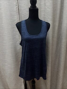 Eddie Bauer Classic Scoop Neck Navy Tank Top — Women's Casual Layering Tank